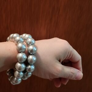 Elegant Grey-ish Silver Pearl Bracelet